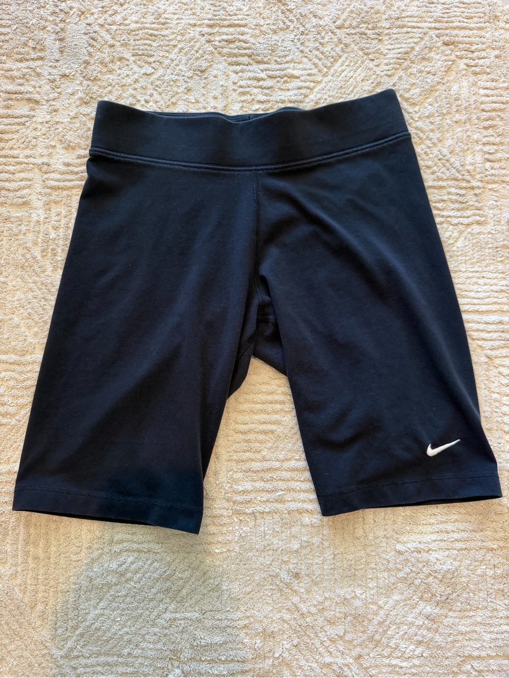 Nike Black High Rise Biker Shorts Women’s Size M Swoosh Athletic